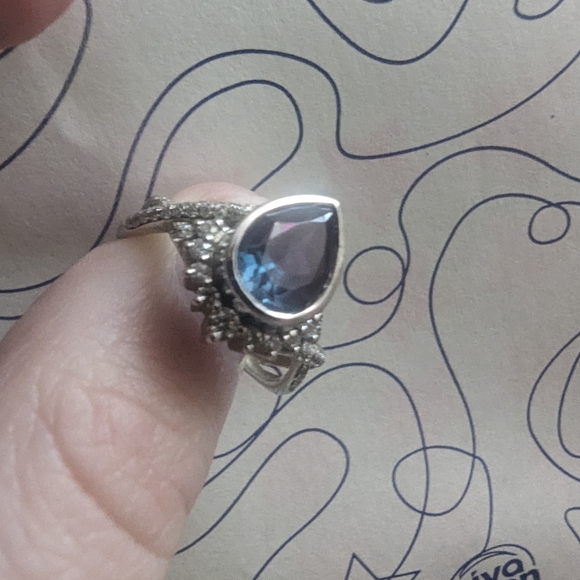 Unique Handmade Alexandrite(color changing) White Gold ring set w/ Pavé Diamonds - Picture 9 of 16